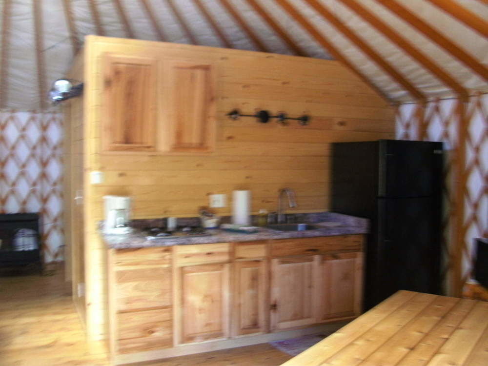 Bend-Sunriver Camping Resort Studio Cabin 6 Bagian luar foto